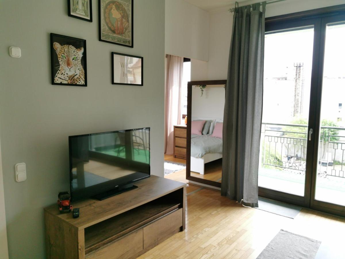 Apartment Kazinczy 52 B *
